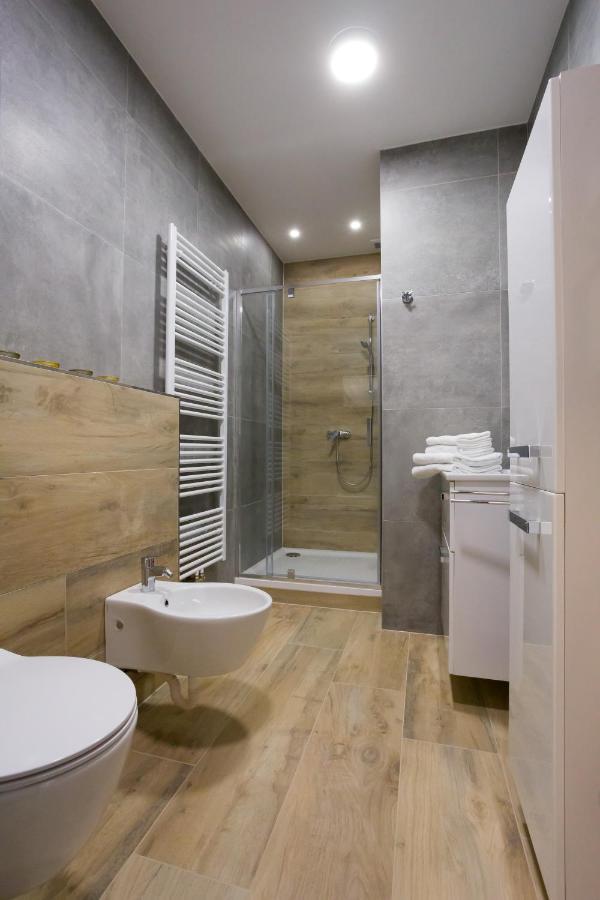 Luxusni Velky Apartman S Terasou V Centru Litomysle Exterior foto