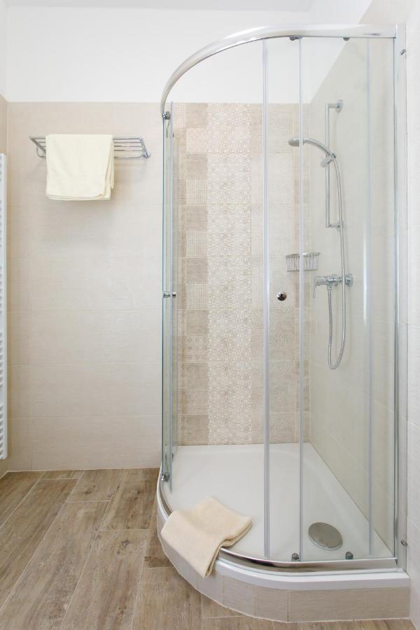 Luxusni Velky Apartman S Terasou V Centru Litomysle Exterior foto